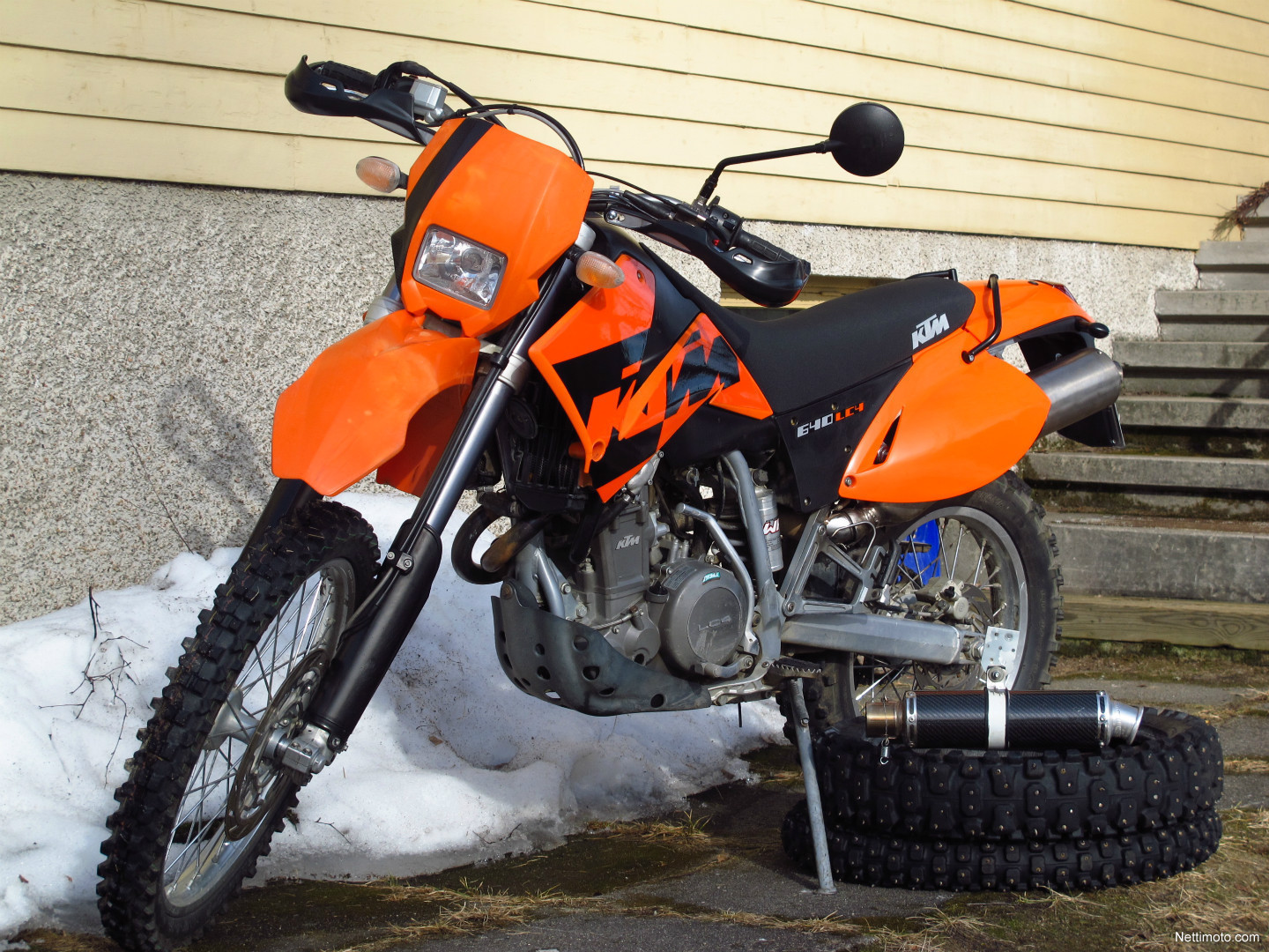 KTM 640