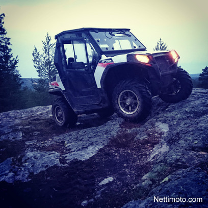 Polaris RZR