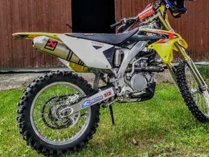 Suzuki RMX