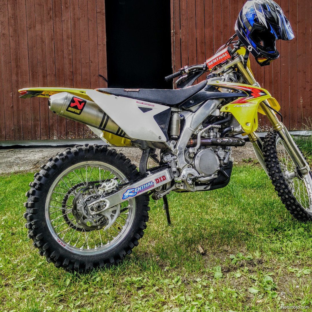 Suzuki RMX