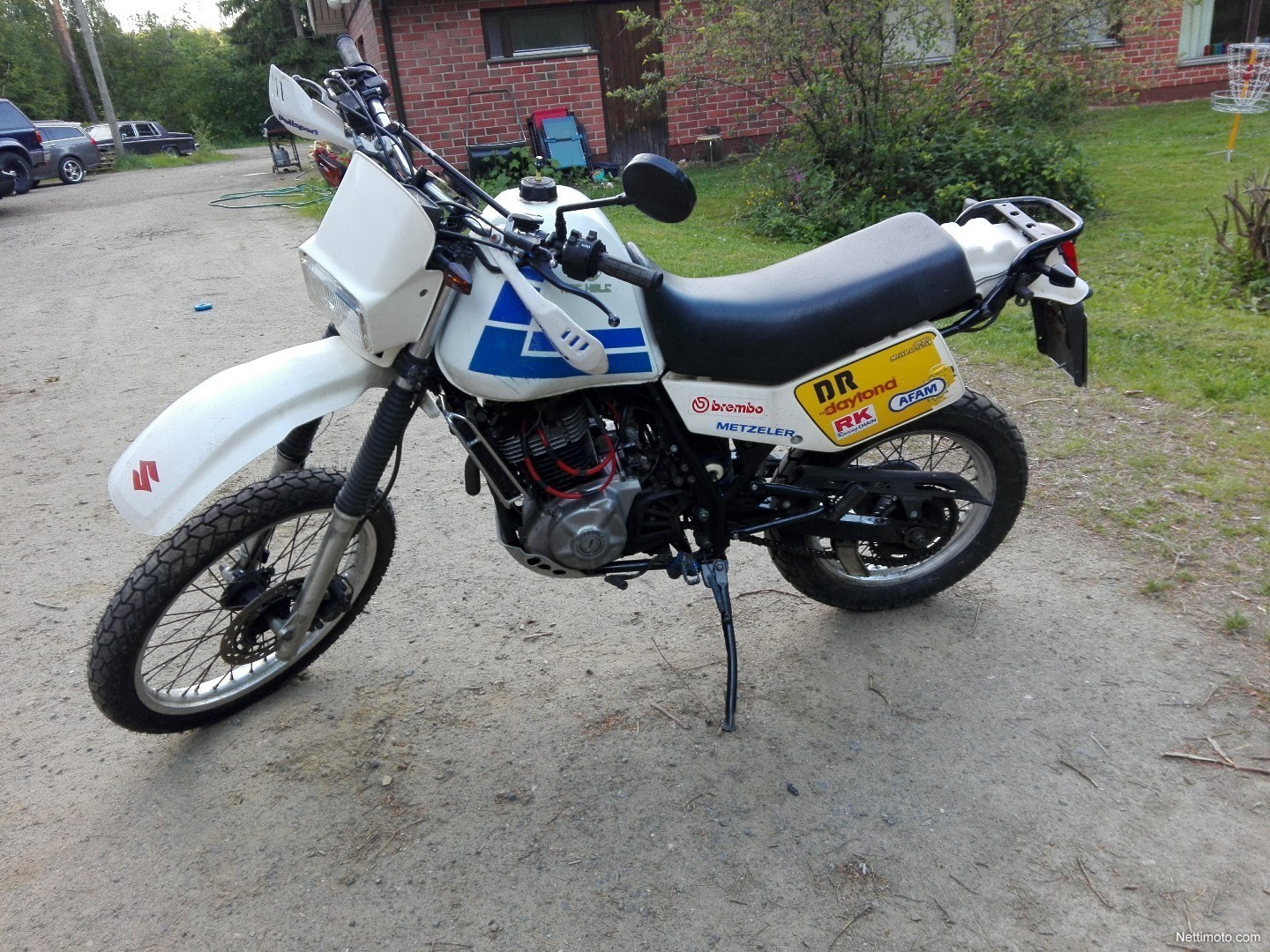 Suzuki DR