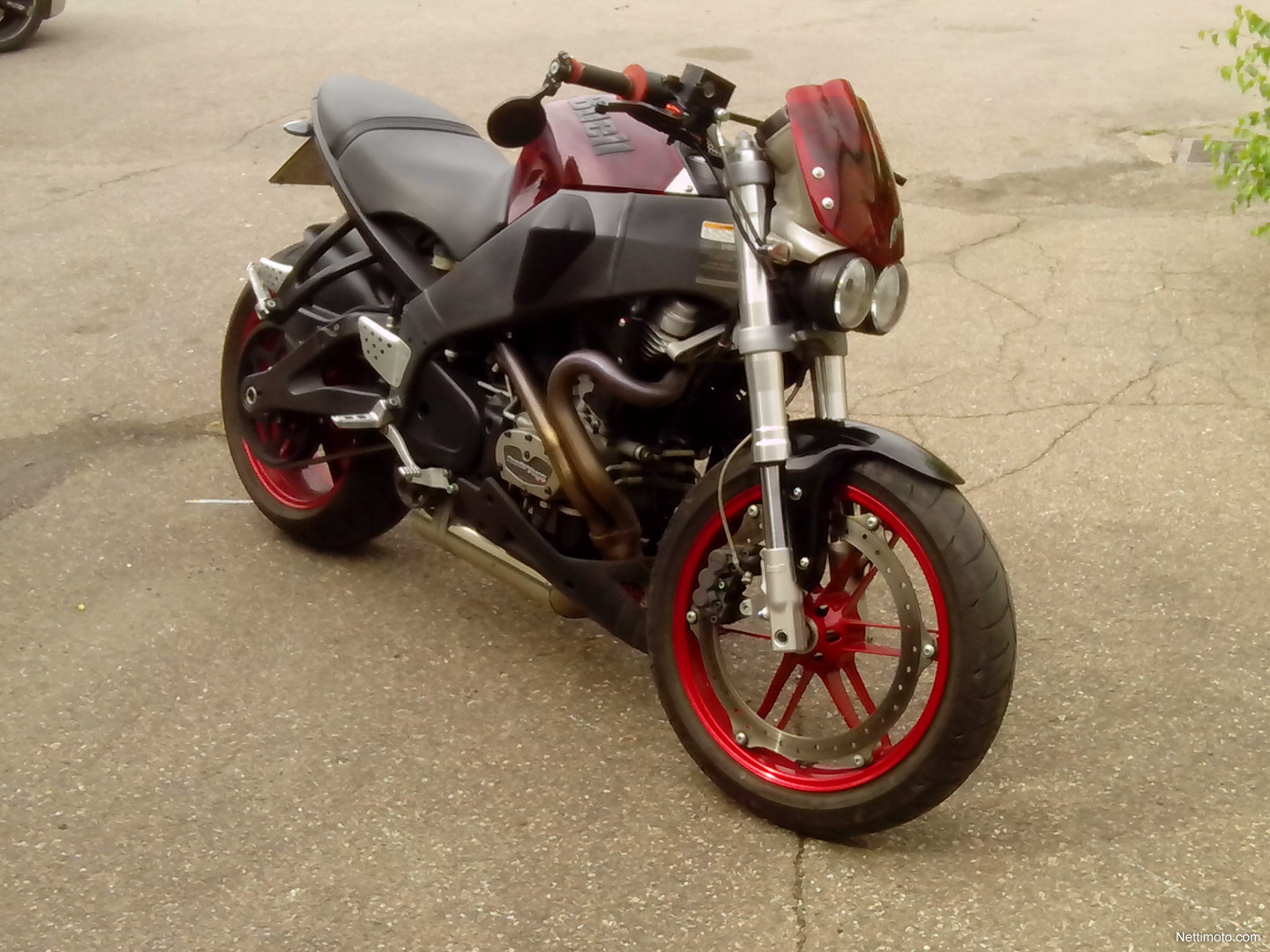 Buell Lightning