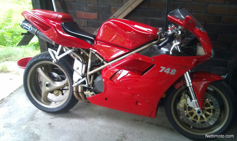 Ducati 748