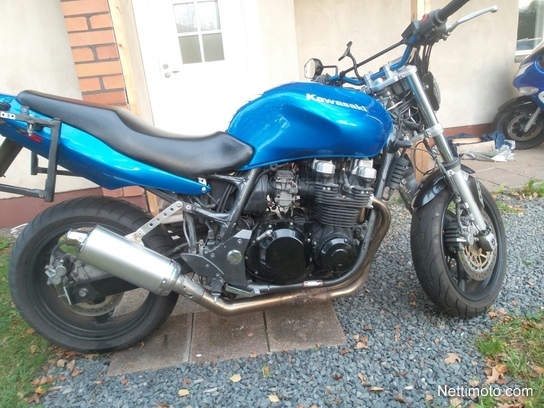 Kawasaki ZR-7S