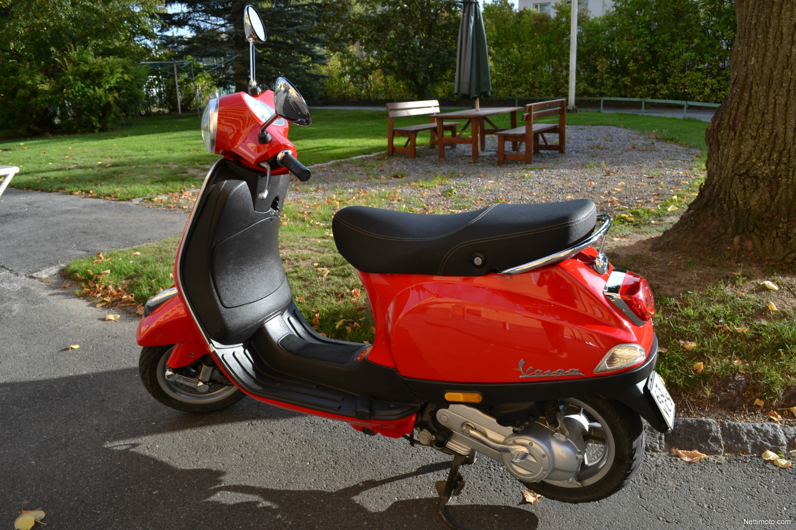 Vespa LX