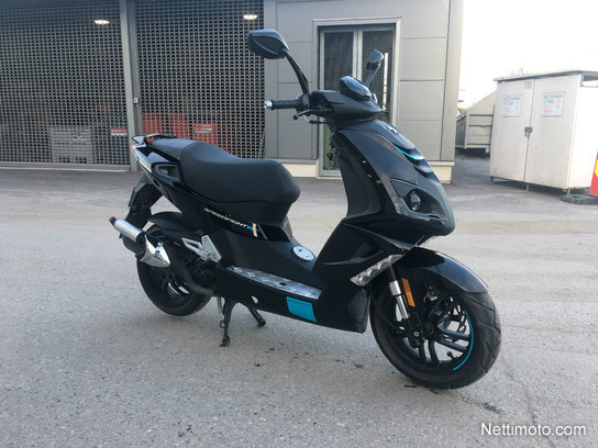 Peugeot Speedfight 4