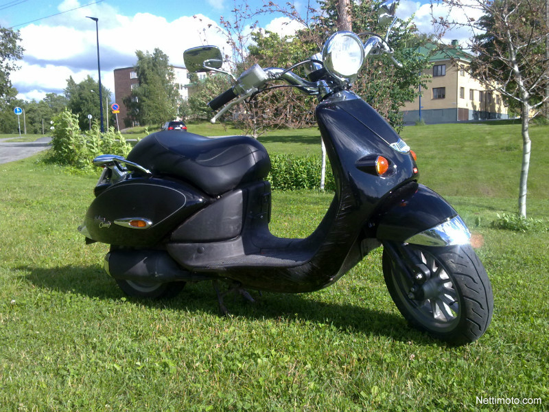Aprilia Habana