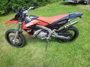 Aprilia SX