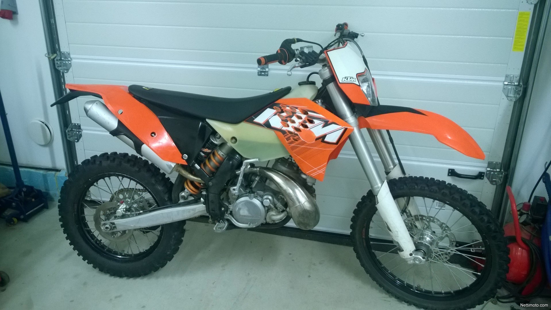 KTM 200