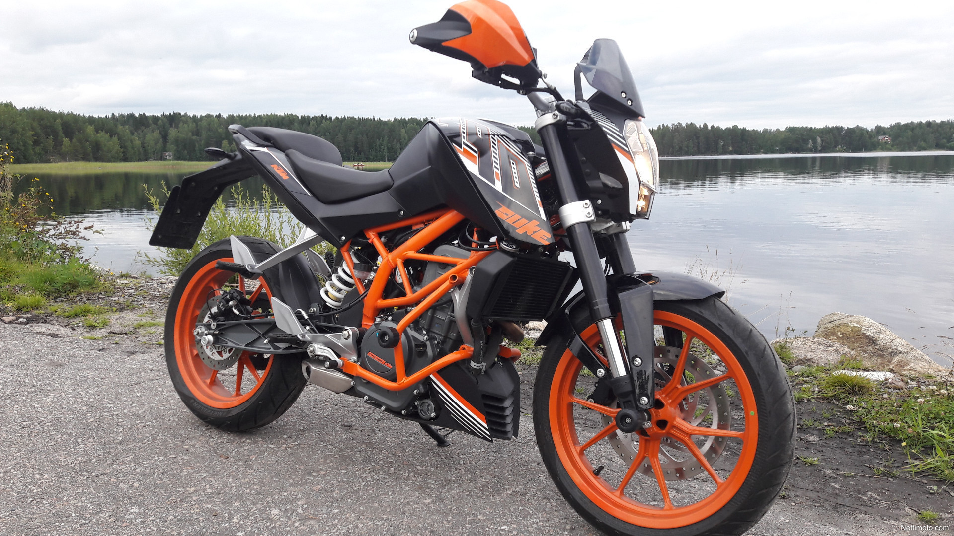 KTM 390