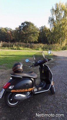 Vespa Super Sport
