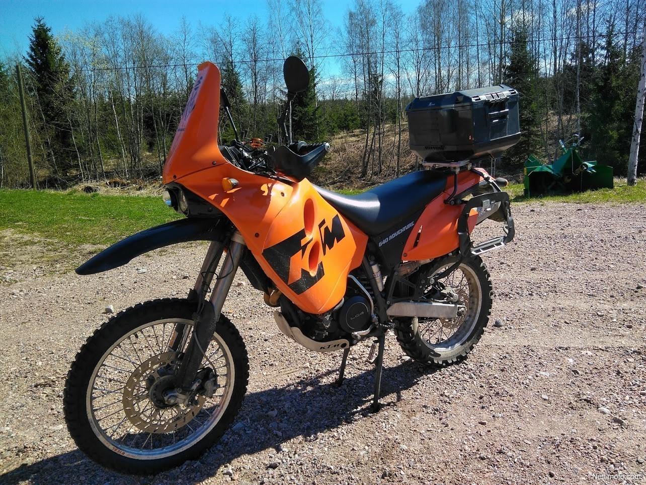 KTM 640