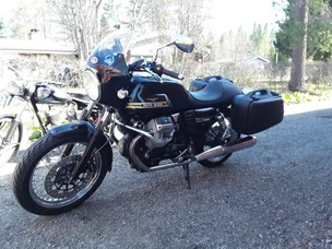Moto Guzzi V7
