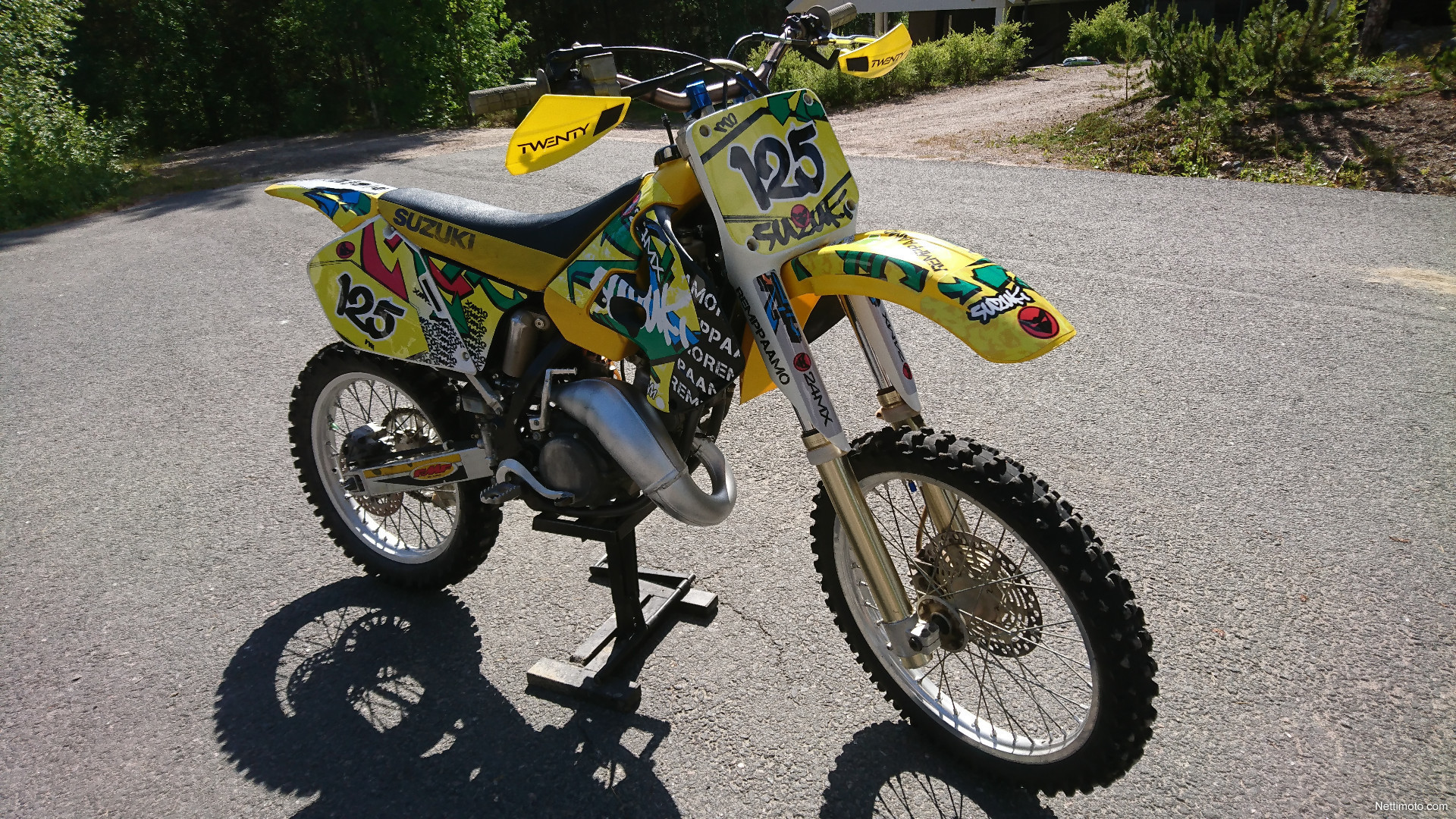 Suzuki RM