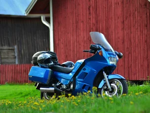 Kawasaki GTR