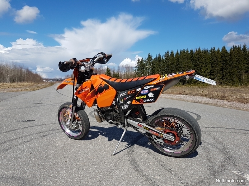 KTM 200