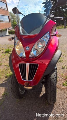 Piaggio MP3