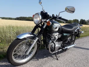 Kawasaki W