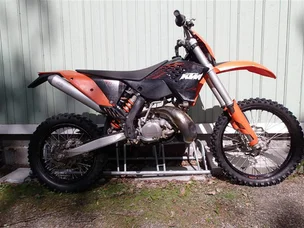 KTM 200