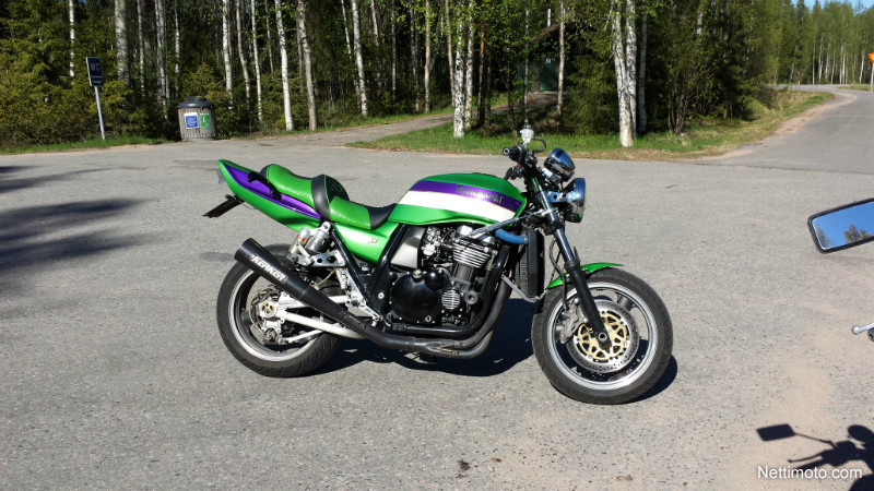 Kawasaki ZRX