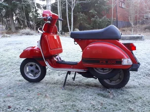 Vespa PX