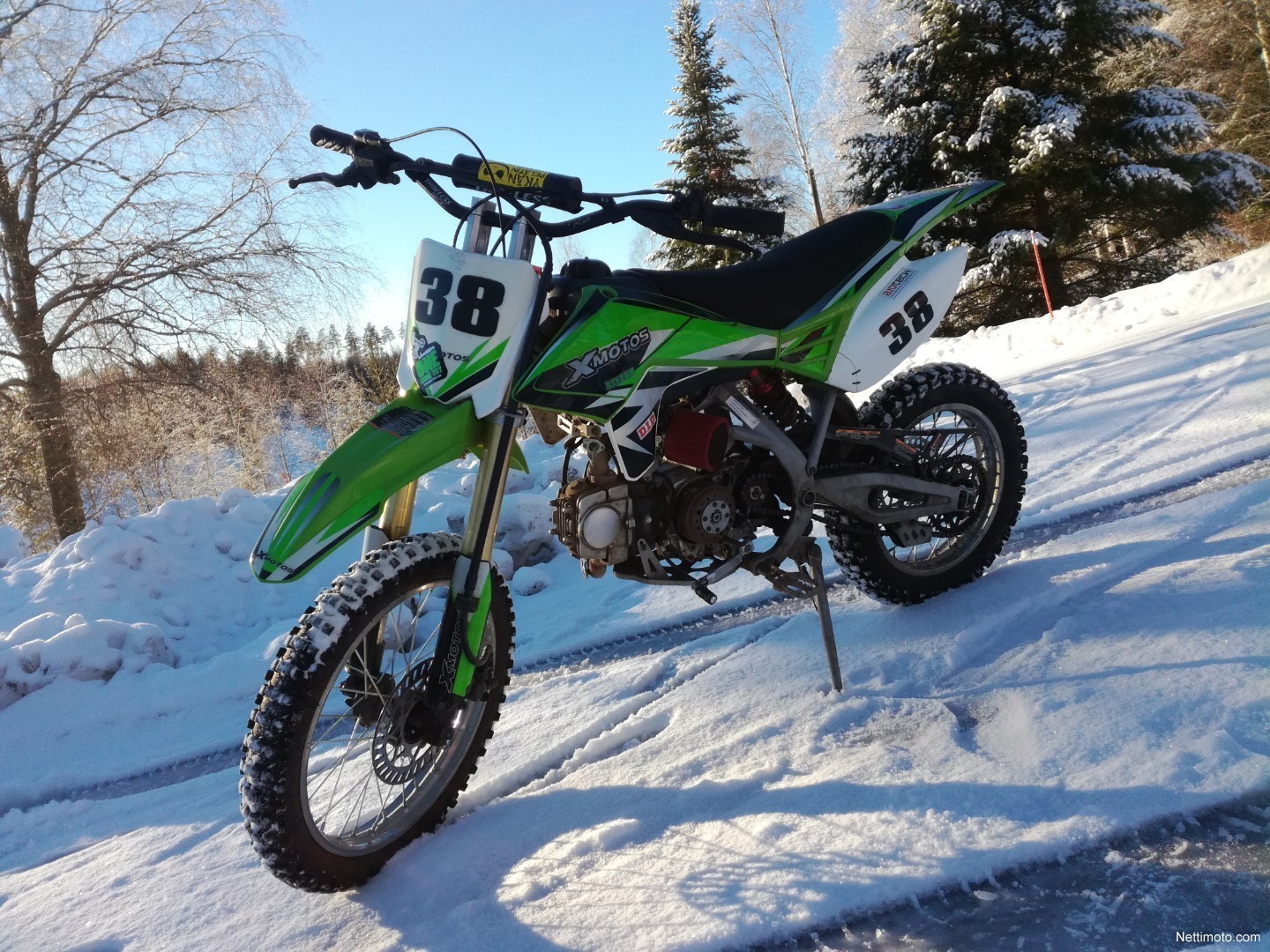 X-Motos Dirt Bike