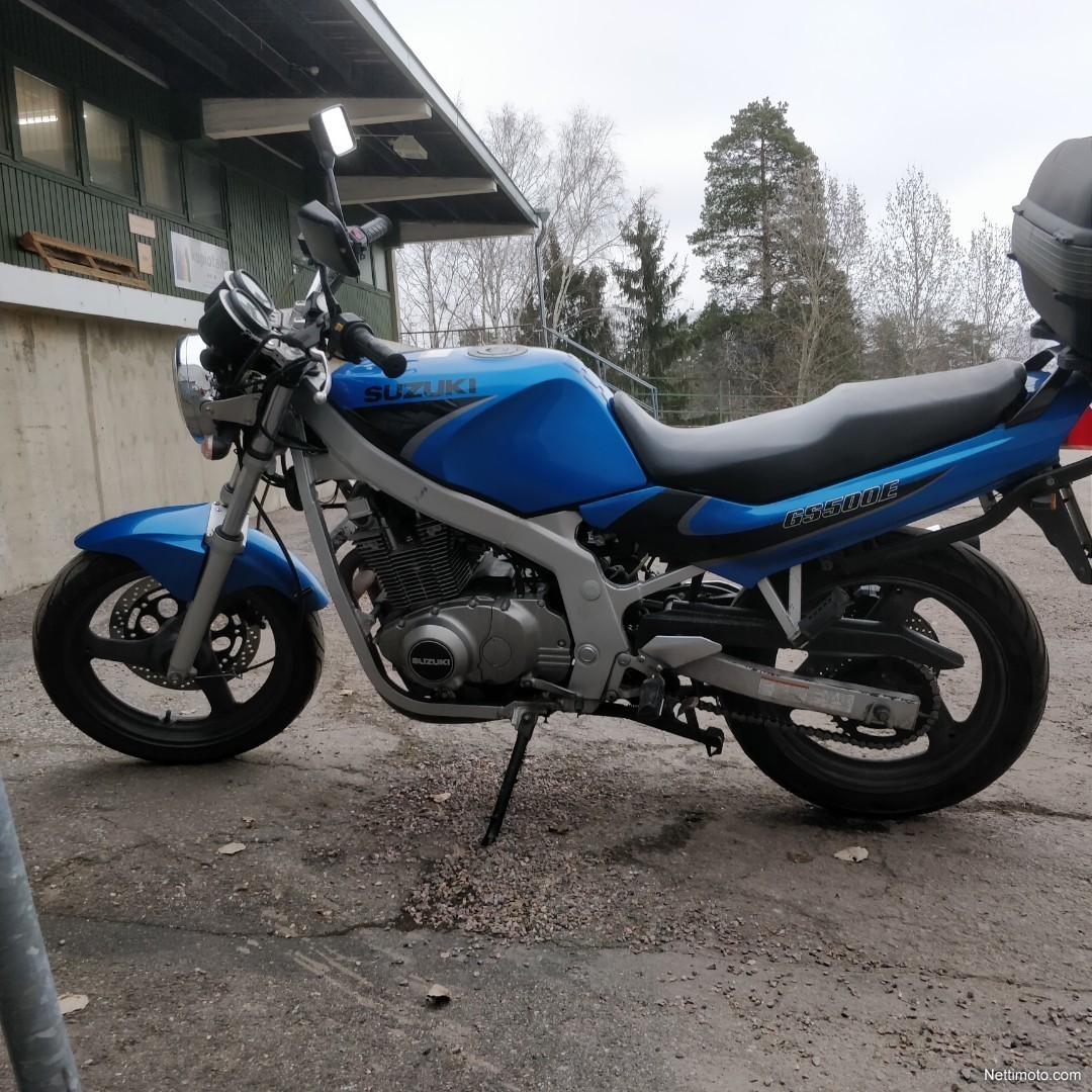 Suzuki GS