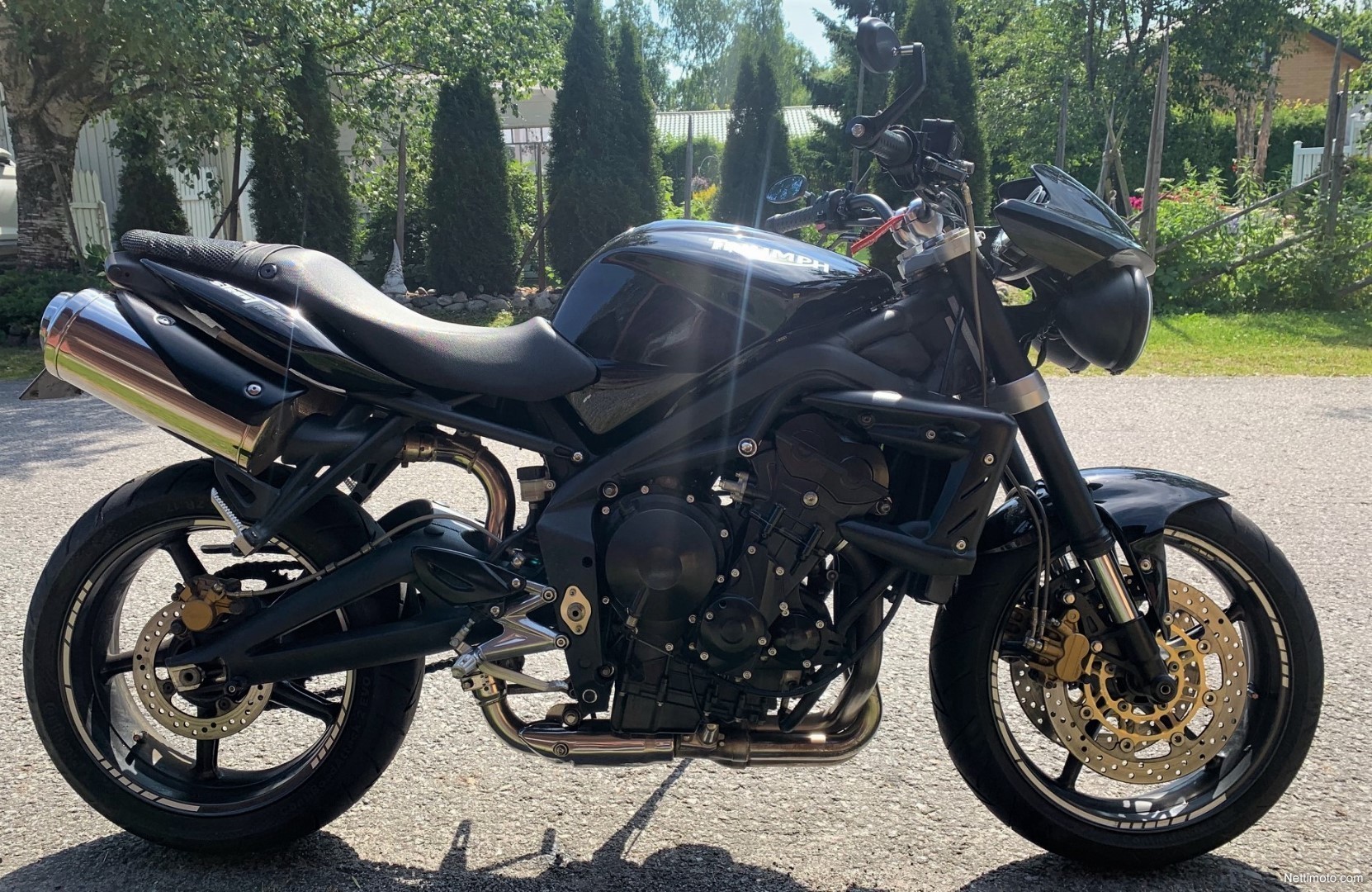 Triumph Street Triple