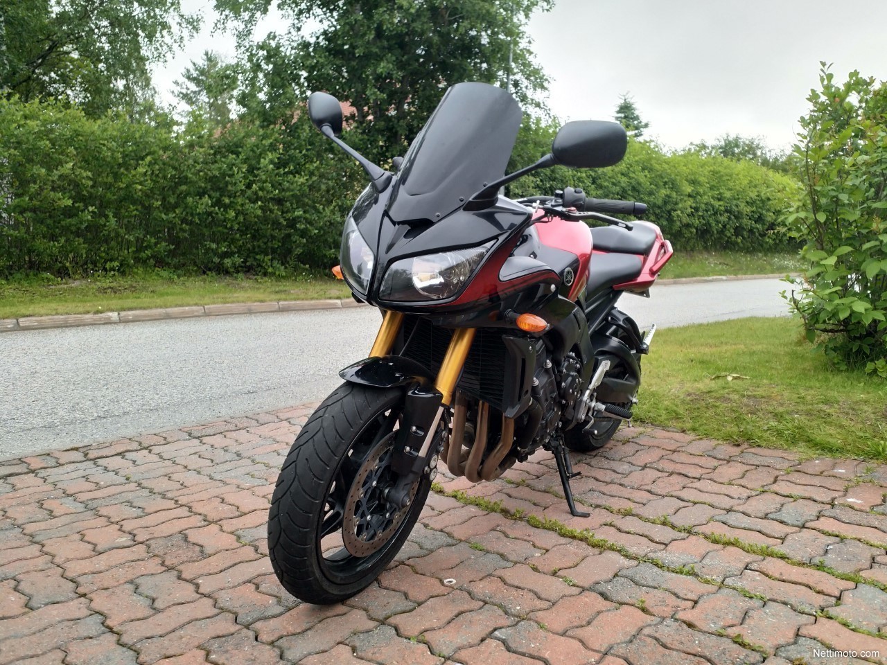 Yamaha FZ1-S