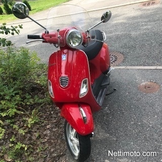Vespa LX