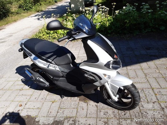 Gilera Runner