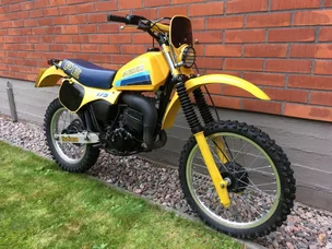 Suzuki pe