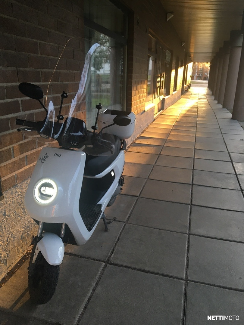 NIU M+ Lite