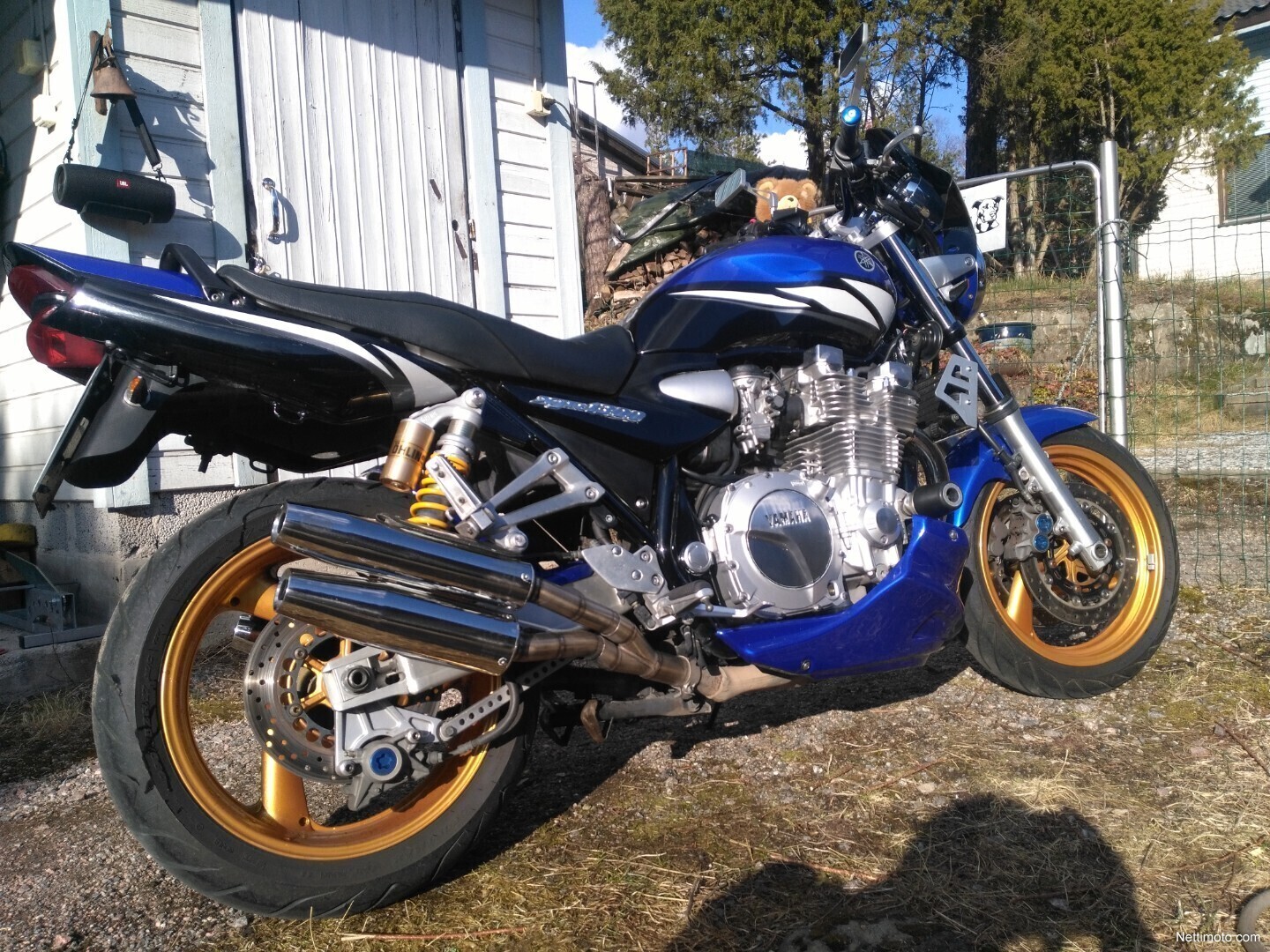Yamaha XJR