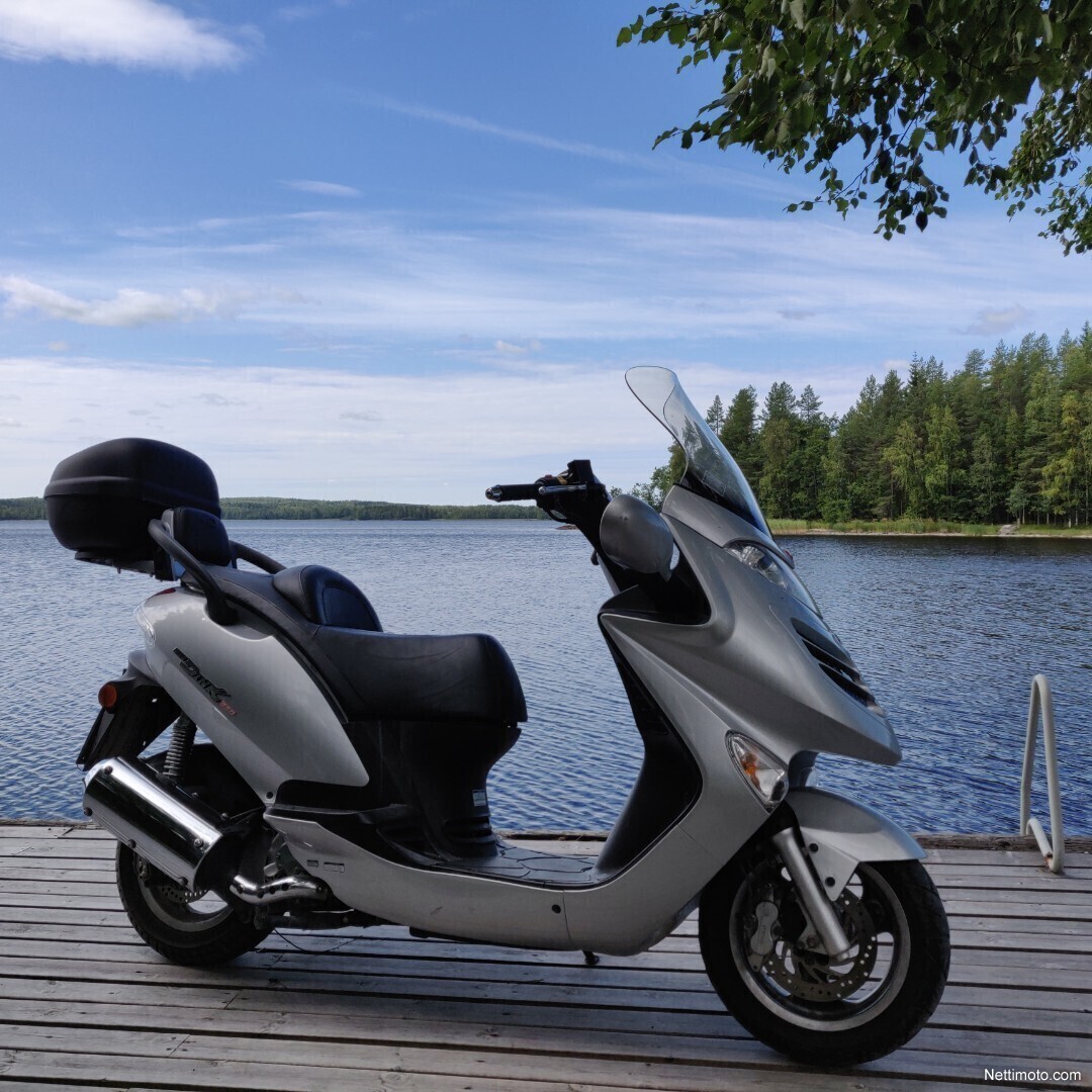 Kymco Grand Dink