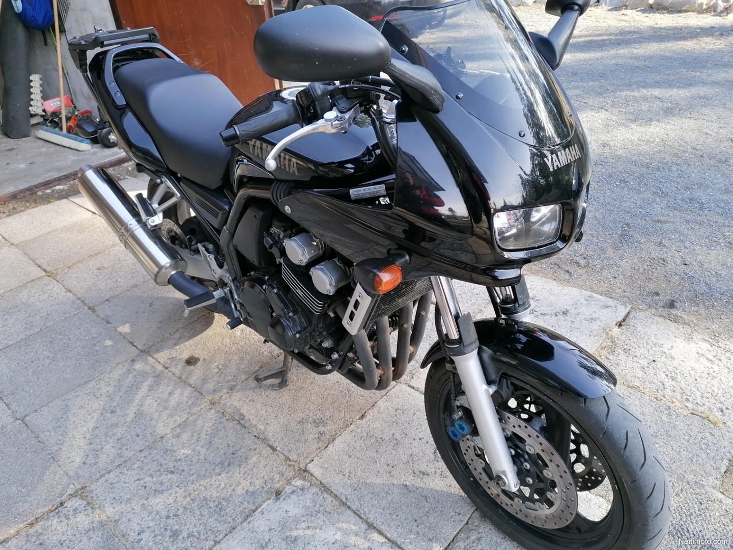 Yamaha FZS