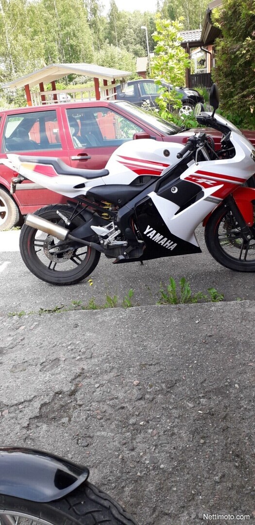 Yamaha TZR