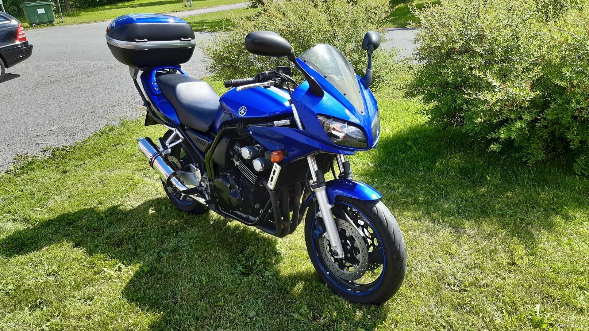 Yamaha FZS