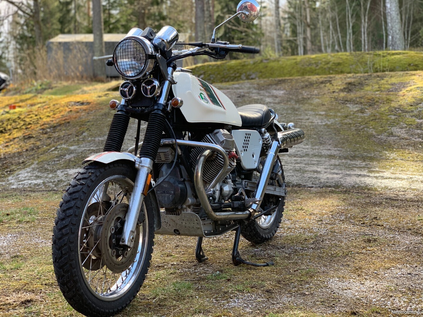 Moto Guzzi Nevada