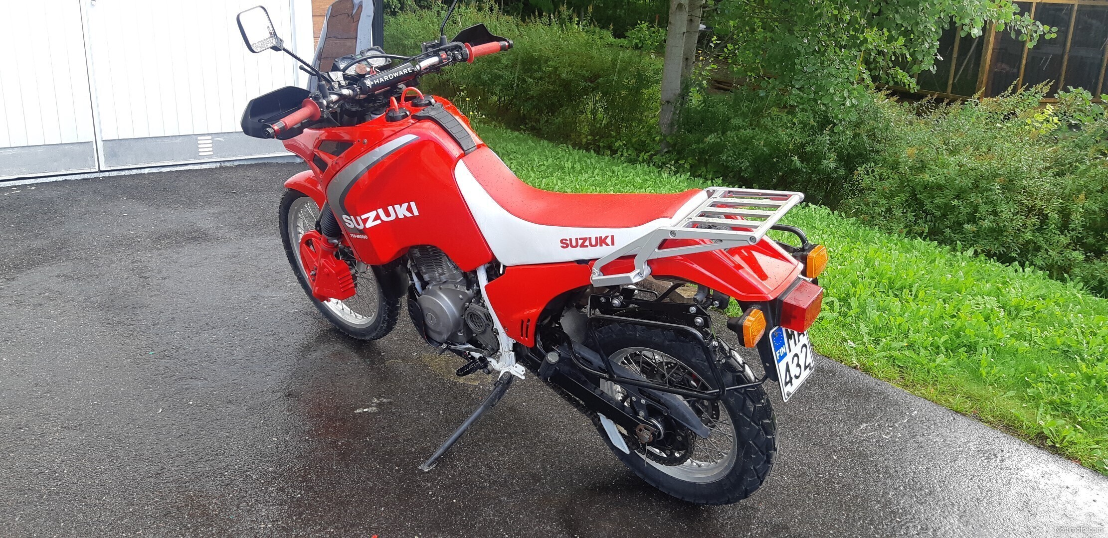 Suzuki DR