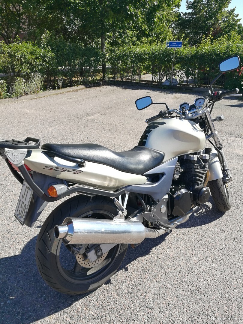 Kawasaki ZR-7