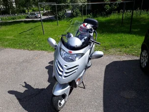 Kymco Grand Dink