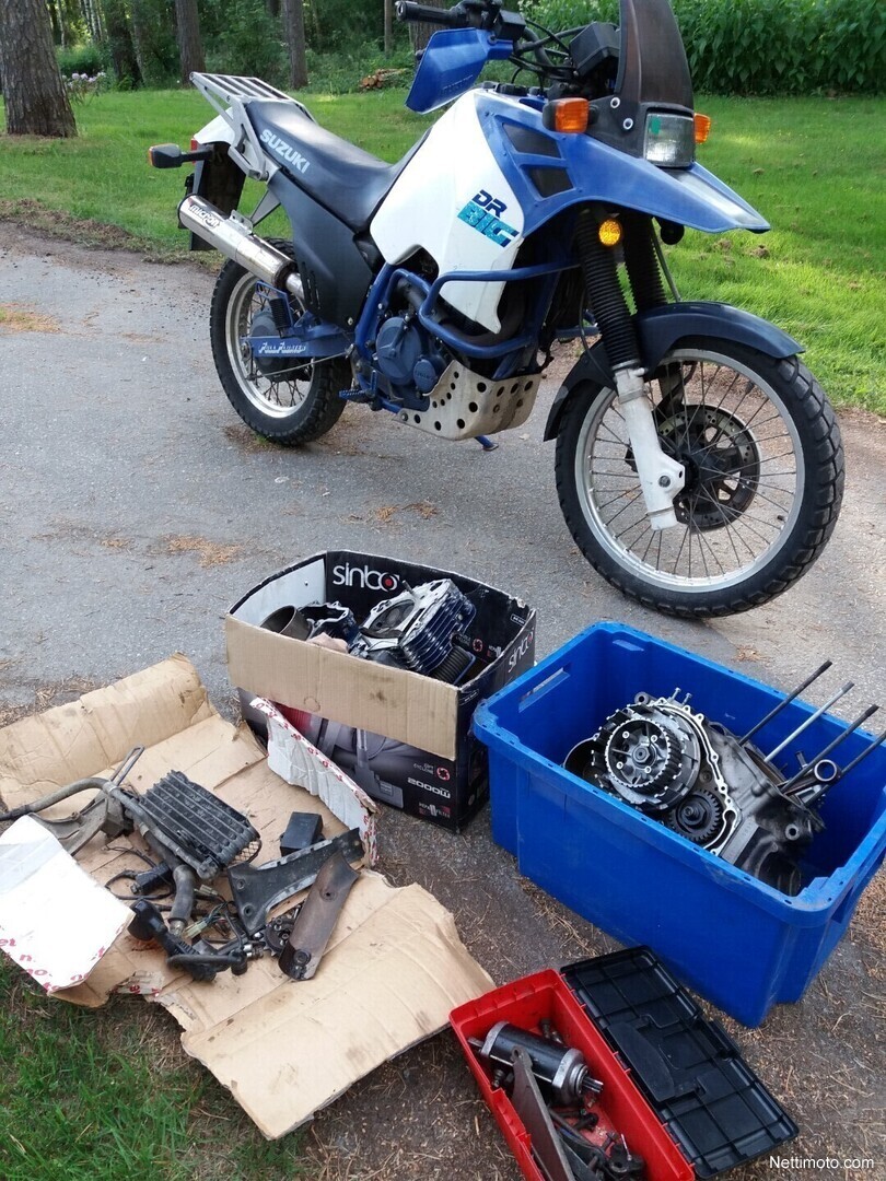 Suzuki DR