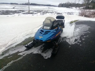 Ski-Doo Touring