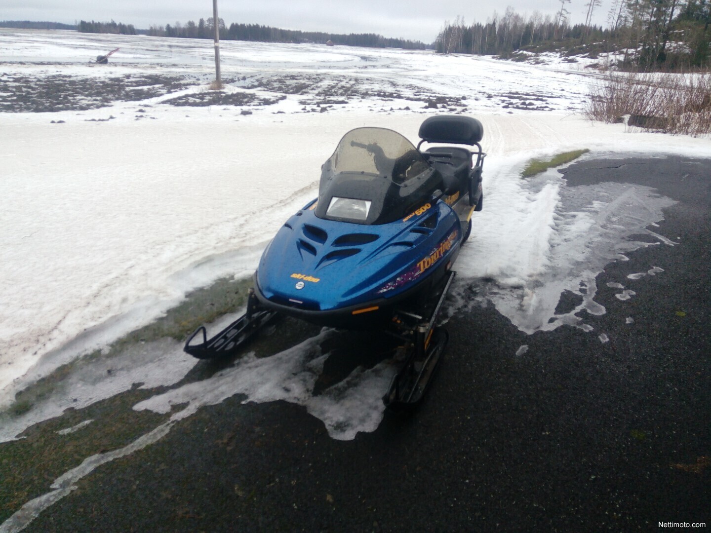 Ski-Doo Touring
