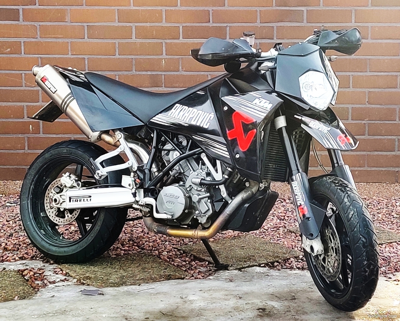 KTM 950