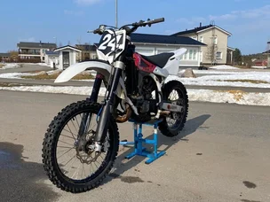 Husqvarna CR