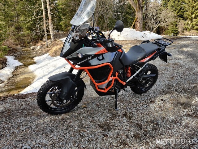 KTM 1050