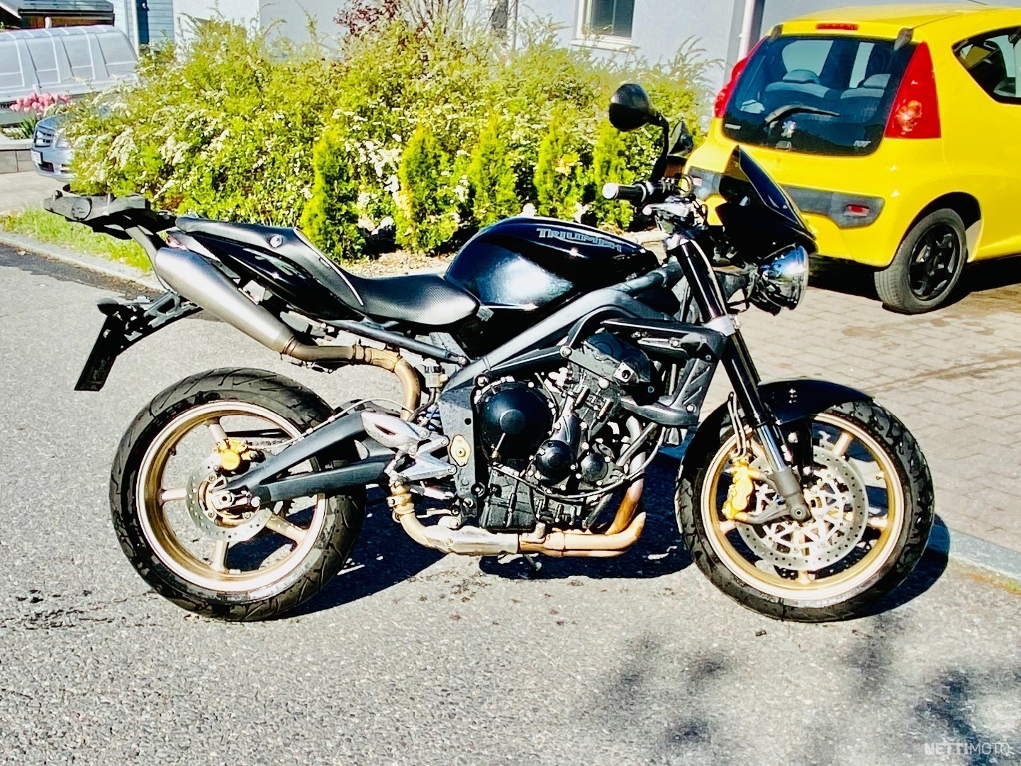 Triumph Street Triple