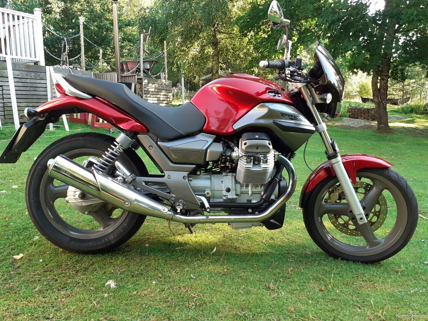 Moto Guzzi Breva